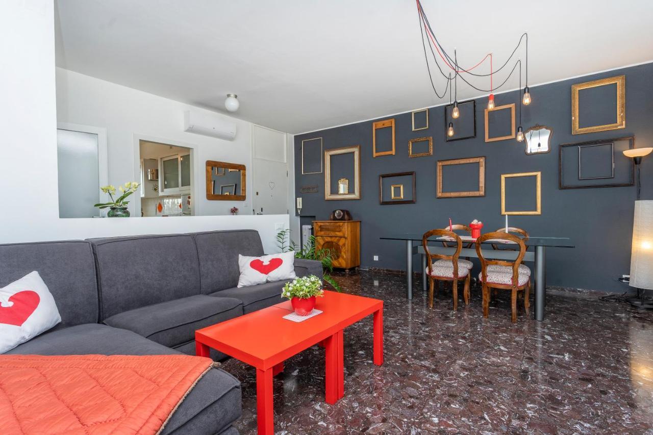 Udine Viale Venezia Huge Red Apartment Exterior foto